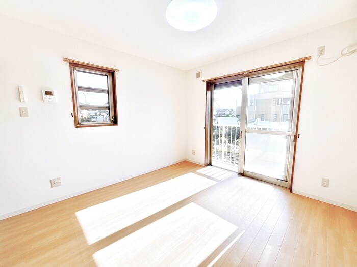 物件内観写真7　(居室)