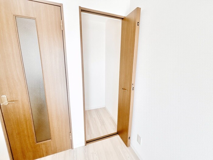 物件内観写真13　(収納)