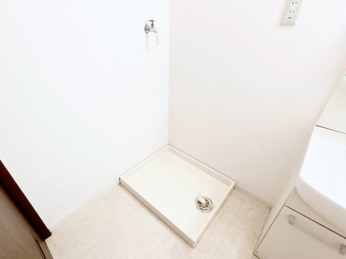 物件内観写真20　(洗濯機置場)