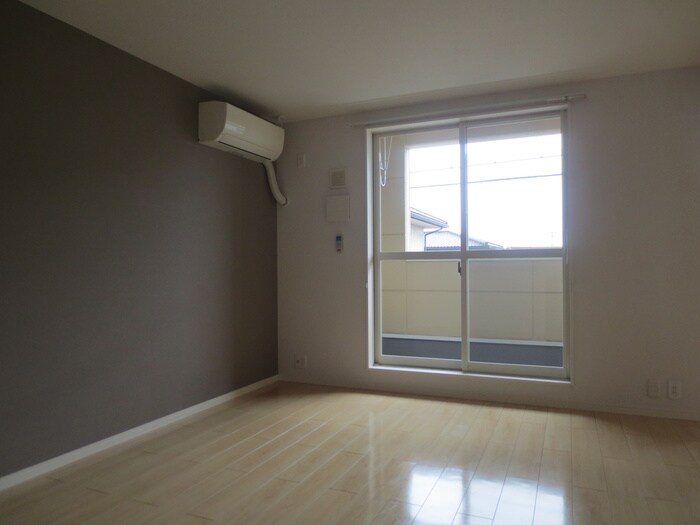 物件内観写真5　(居室)