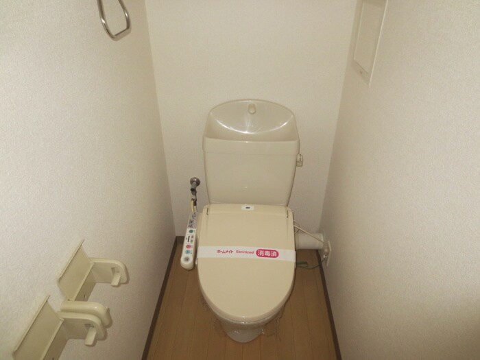 物件内観写真16　(トイレ)