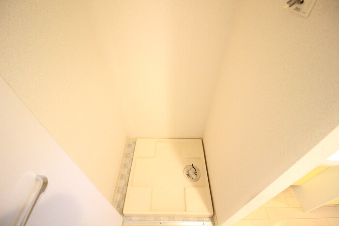 物件内観写真20　(洗濯機置場)