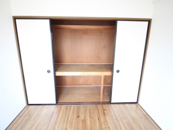 物件内観写真14　(収納)