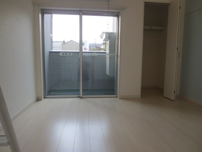 物件内観写真12　(居室)