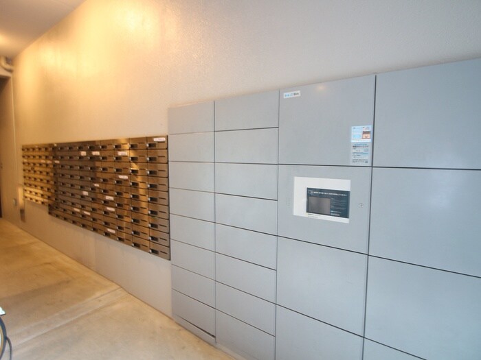 物件外観写真4　(建物設備)