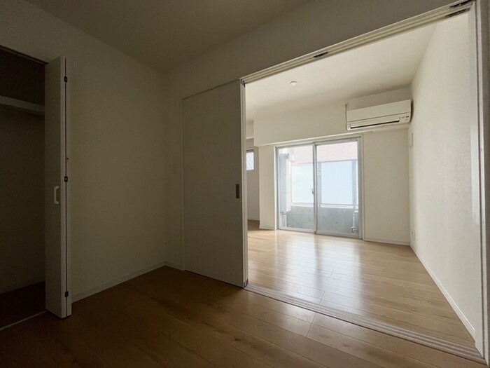 物件内観写真17　(居室)