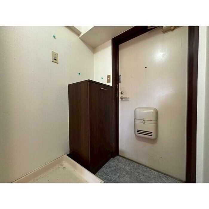 物件内観写真15　(靴箱)