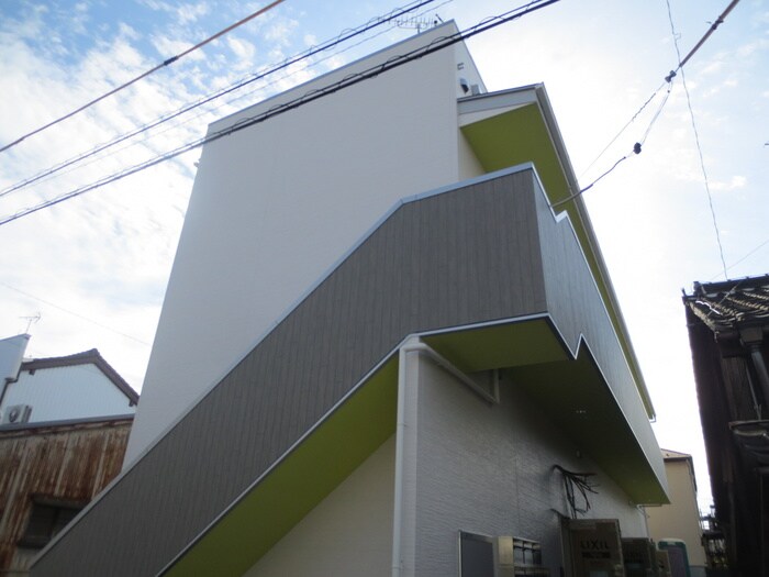 物件外観写真1　(外観写真)