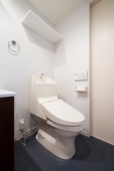 物件内観写真11　(トイレ)