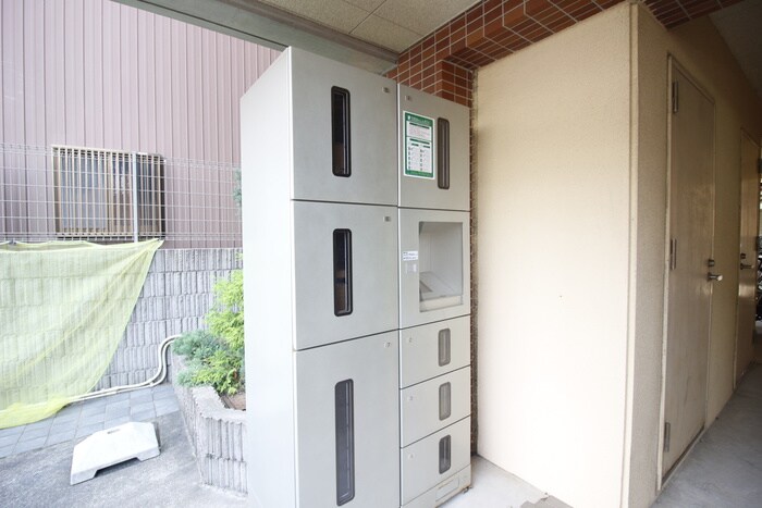 物件外観写真4　(建物設備)