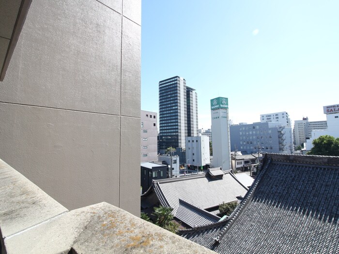 物件内観写真17　(室内からの展望)