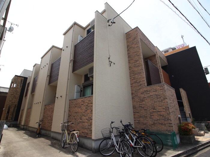 物件外観写真1　(外観写真)