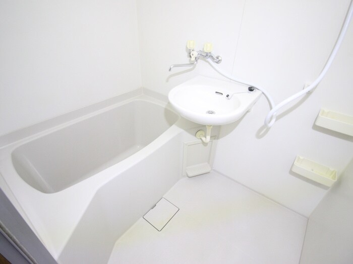 物件内観写真12　(バス／シャワールーム等)