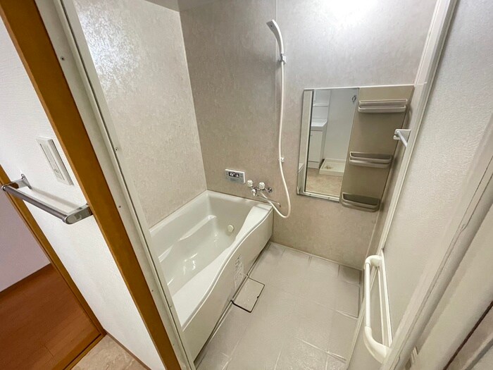 物件内観写真10　(バス／シャワールーム等)