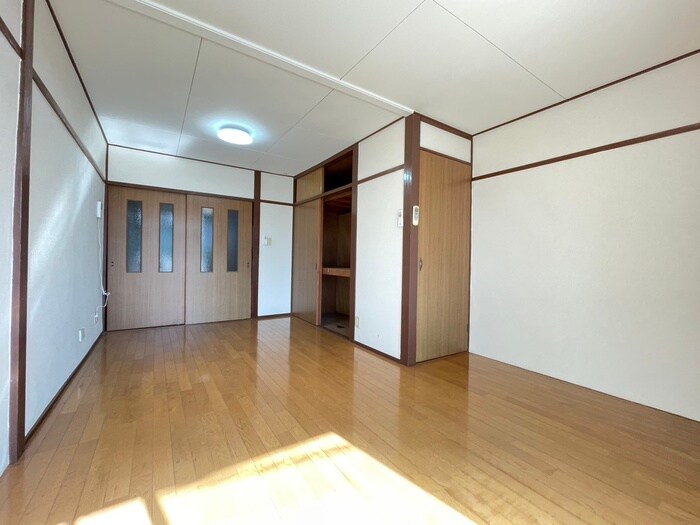 物件内観写真8　(居室)