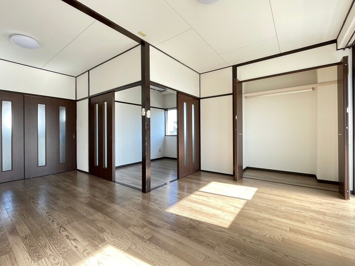 物件内観写真8　(居室)