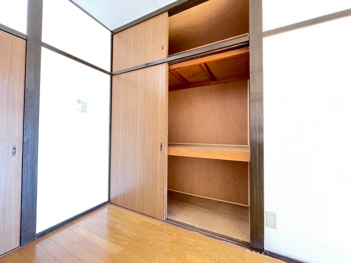 物件内観写真9　(収納)