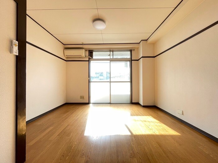 物件内観写真18　(居室)