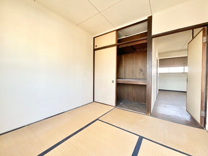 物件内観写真10　(収納)