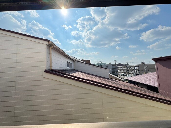 物件内観写真14　(室内からの展望)