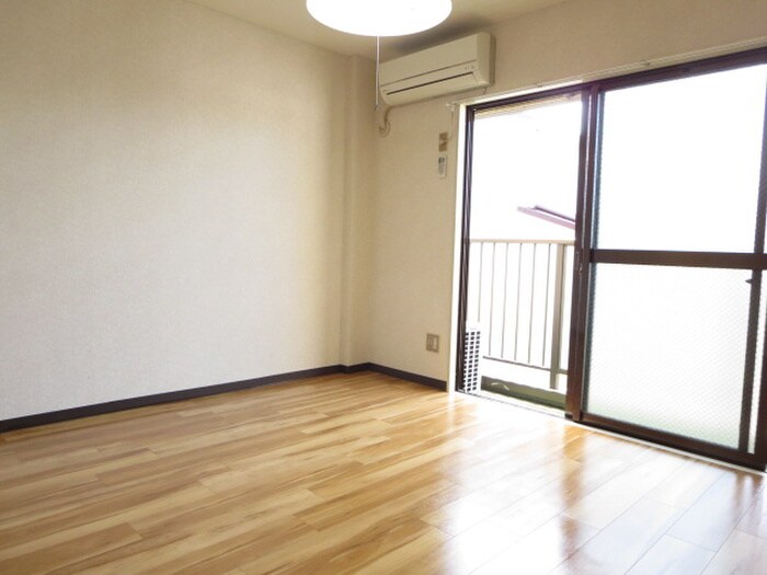 物件内観写真19　(居室)