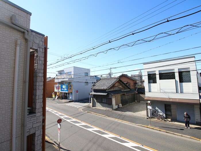 物件内観写真16　(室内からの展望)