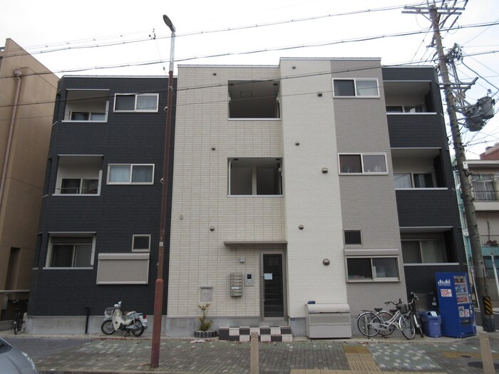 物件外観写真6　(外観写真)