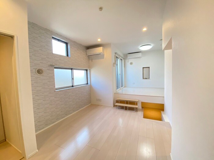 物件内観写真13　(居室)