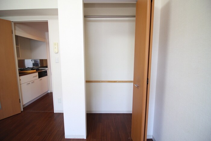 物件内観写真12　(収納)