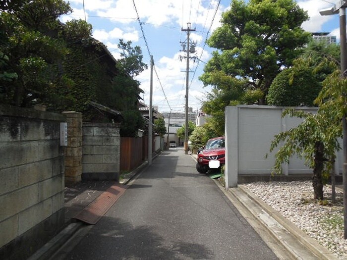 物件外観写真6　(周辺環境)