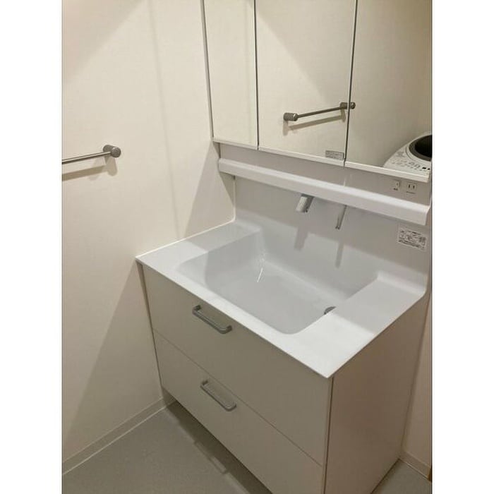 物件内観写真10　(洗面)