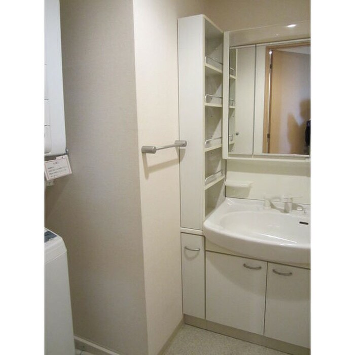 物件内観写真10　(洗面)