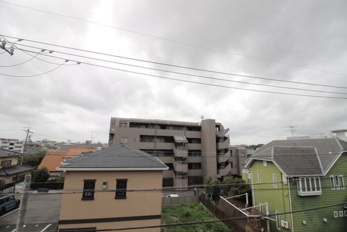 物件内観写真18　(室内からの展望)