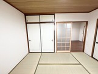 物件内観写真8　(居室)