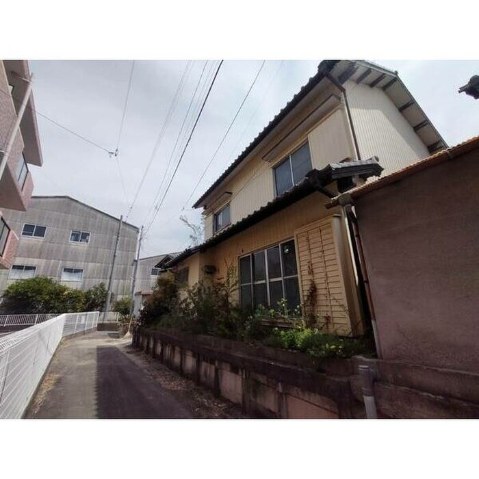 物件外観写真3　(外観写真)