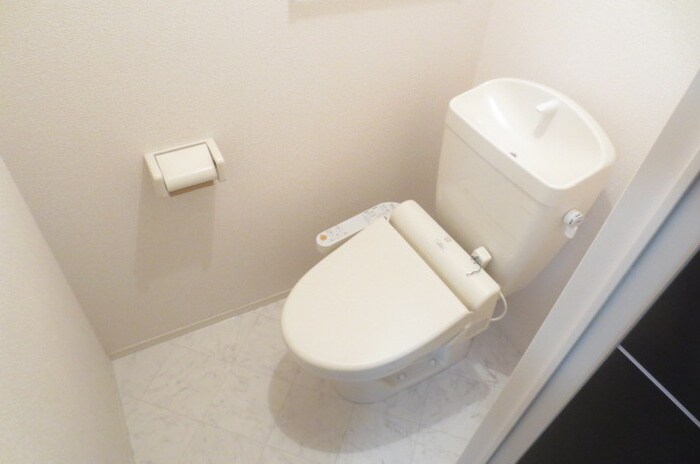 物件内観写真13　(トイレ)