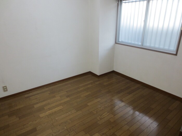 物件内観写真5　(居室)