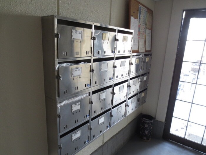 物件外観写真4　(建物設備)