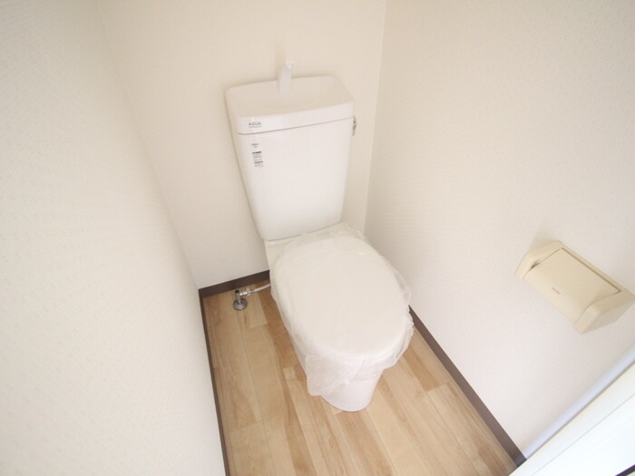 物件内観写真12　(トイレ)