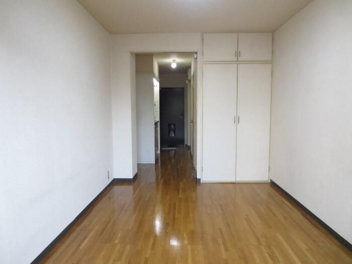 物件内観写真15　(廊下)