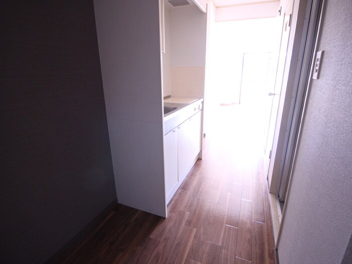 物件内観写真17　(玄関)