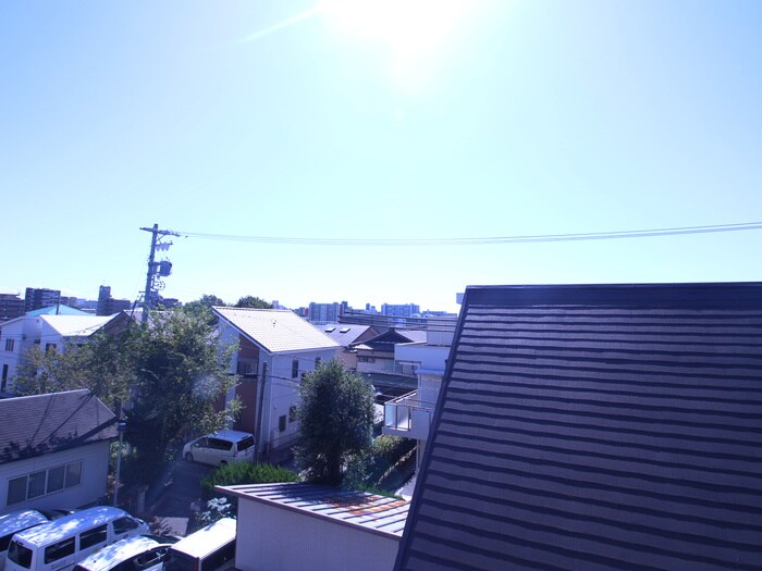 物件内観写真19　(室内からの展望)