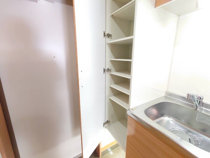 物件内観写真10　(靴箱)