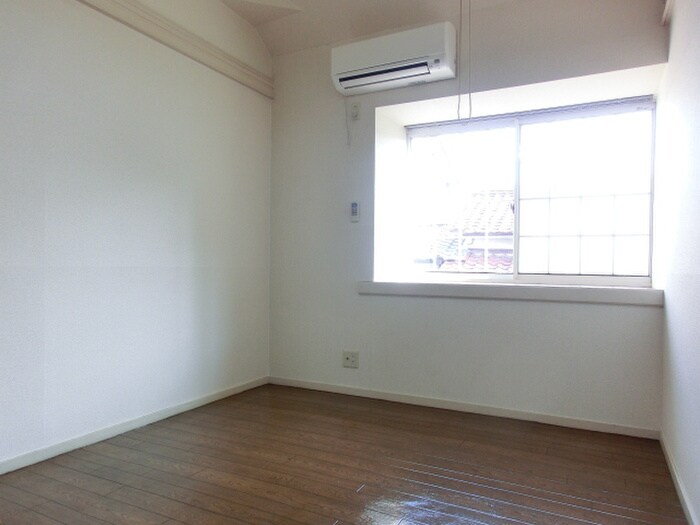 物件内観写真11　(居室)