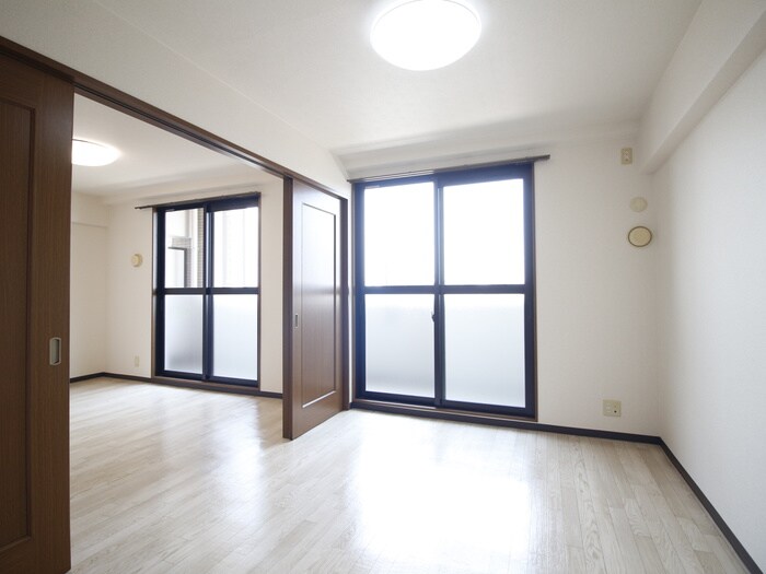 物件内観写真8　(居室)