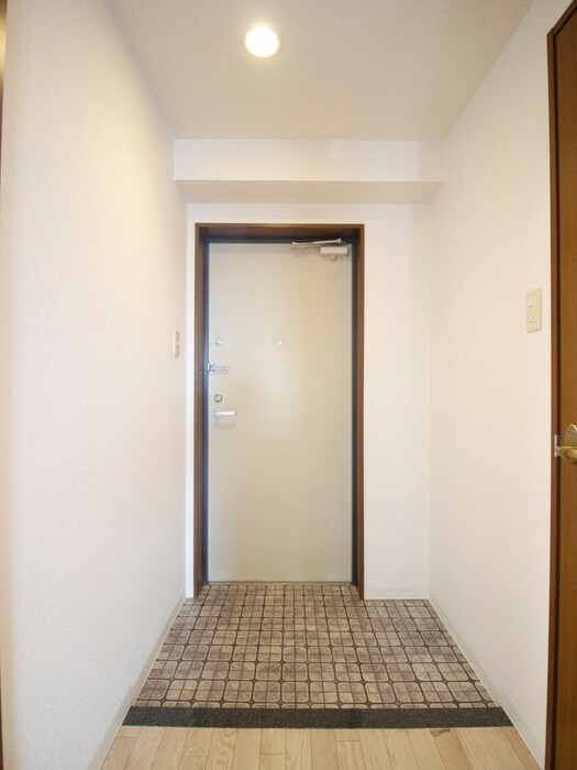 物件内観写真19　(玄関)