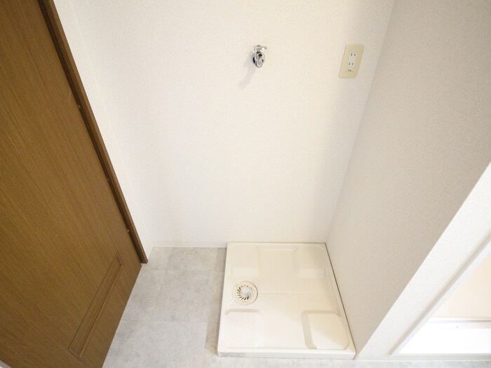 物件内観写真20　(洗濯機置場)