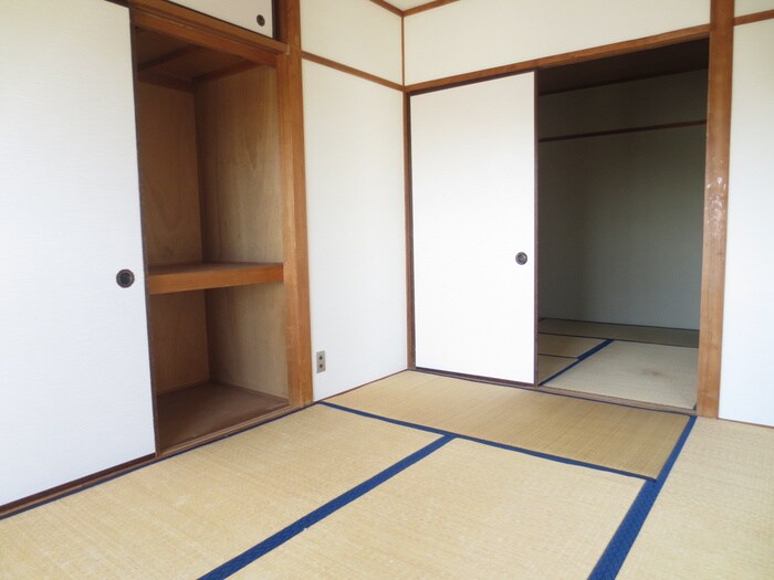 物件内観写真7　(居室)