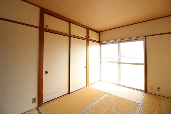 物件内観写真9　(居室)