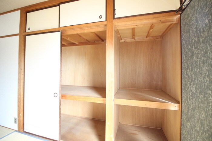 物件内観写真10　(収納)